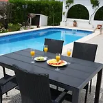 Casa Honiol, Private And Spacious With Sea Views *