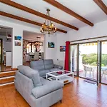 Casa Honiol, Private And Spacious With Sea Views Vila *