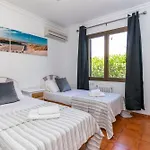 Villa Casa Honiol, Private And Spacious With Sea Views *