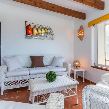 Casa Honiol, Private And Spacious With Sea Views Cala En Porter (Menorca)
