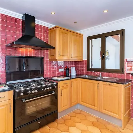 Villa Casa Honiol, Private And Spacious With Sea Views Cala En Porter (Menorca)