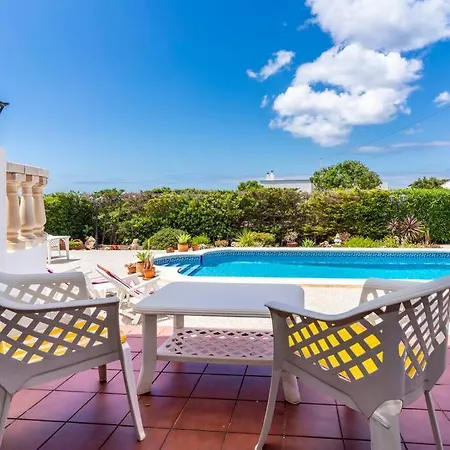 Casa Honiol, Private And Spacious With Sea Views Villa