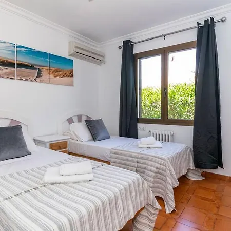 Villa Casa Honiol, Private And Spacious With Sea Views Cala En Porter (Menorca)