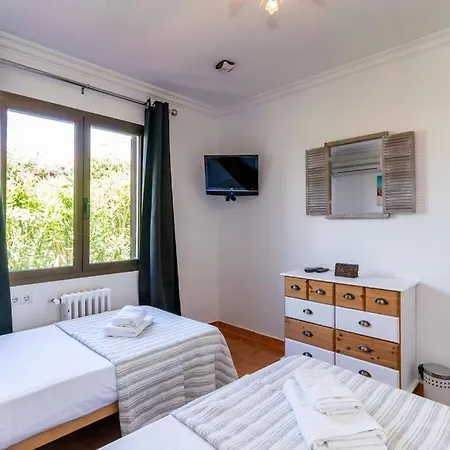 Casa Honiol, Private And Spacious With Sea Views Cala En Porter (Menorca)