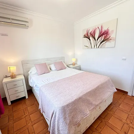 Villa Casa Honiol, Private And Spacious With Sea Views