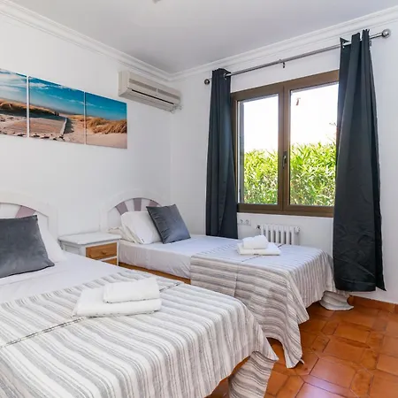 Villa Casa Honiol, Private And Spacious With Sea Views *