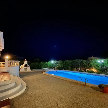 Casa Honiol, Private And Spacious With Sea Views Villa