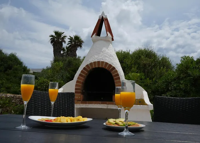 Casa Honiol, Private And Spacious With Sea Views Villa