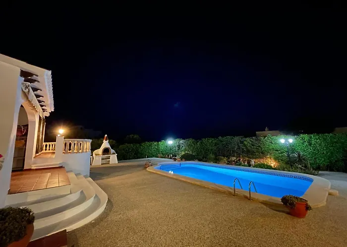 Casa Honiol, Private And Spacious With Sea Views Villa